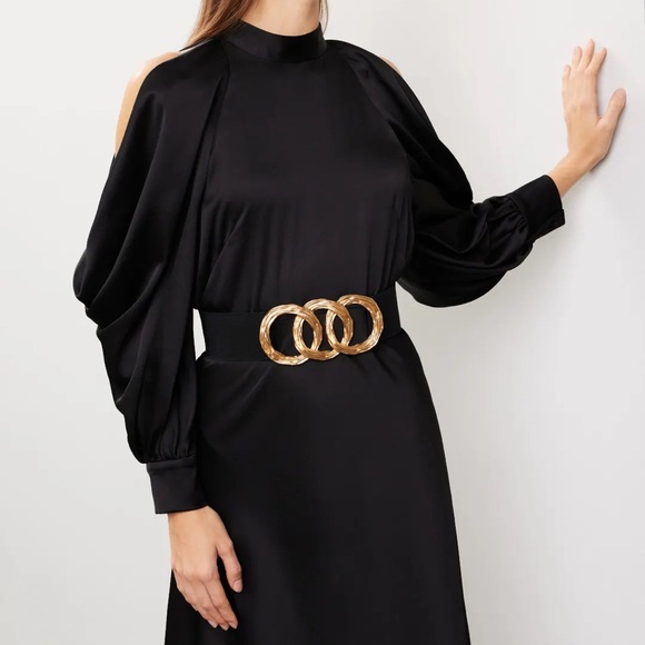 Arias New York Halter Neck Dress - Picture 3 of 15